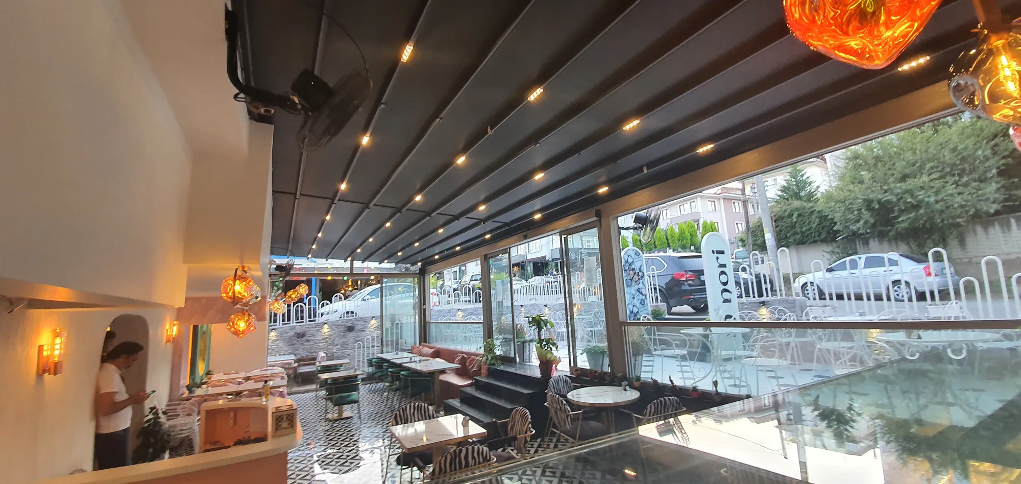 Kafe iç mekânı